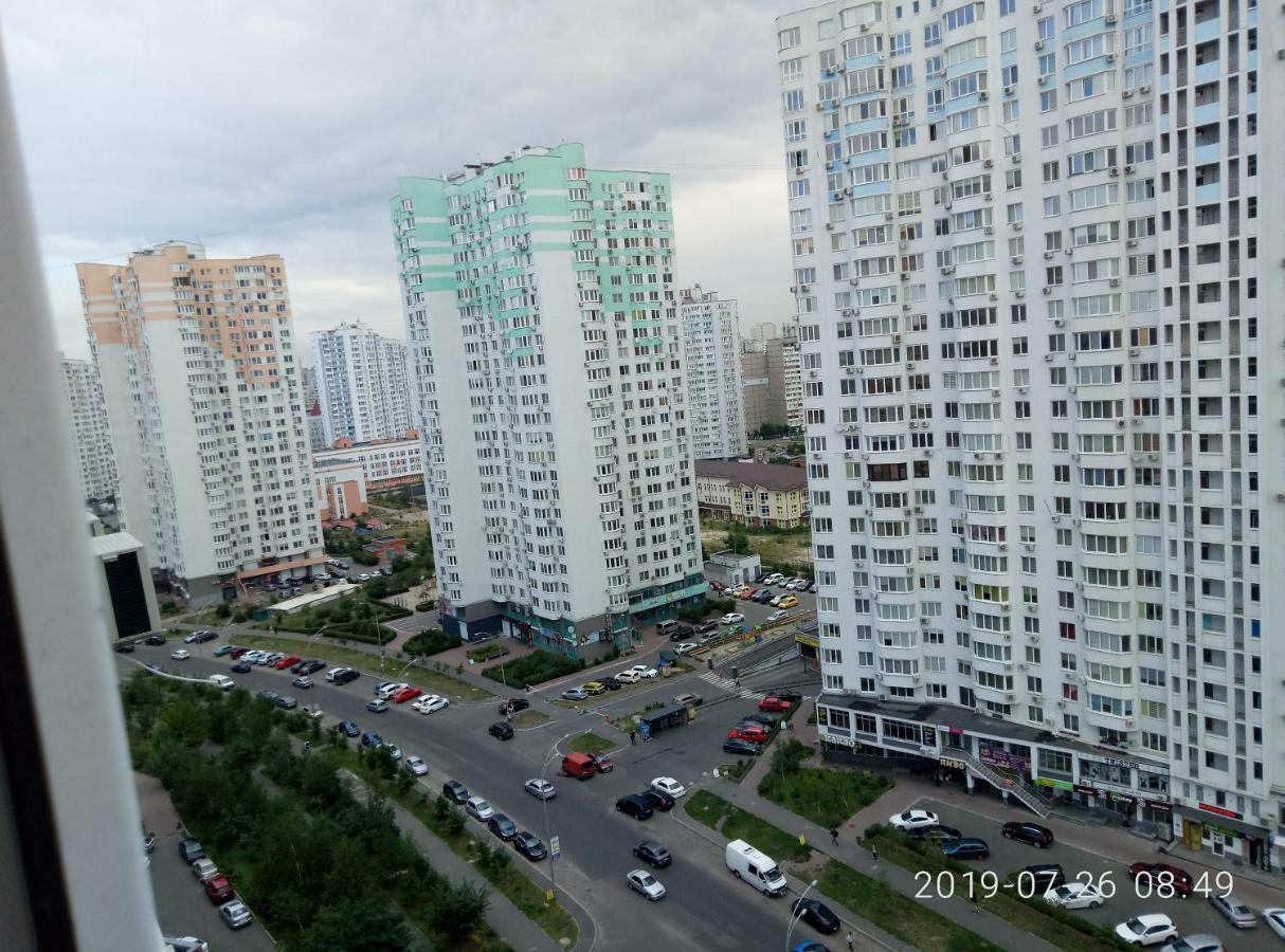 קייב Люкс Апартаменты На Позняках מראה חיצוני תמונה